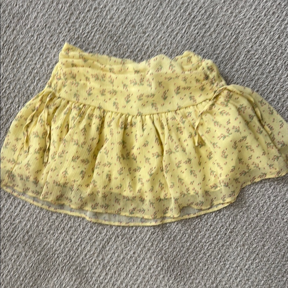 Zara Cream Floral Skirt